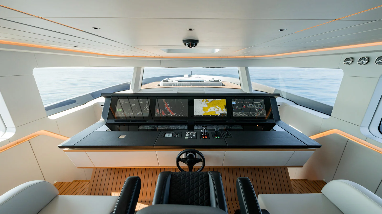 Brabus AB110's helm station