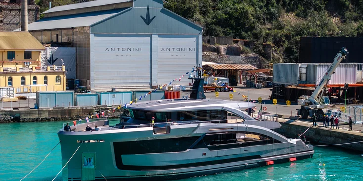 Спуск на воду Antonini Navi Matilde 7 состоялся на площадке верфи в Ла Специи