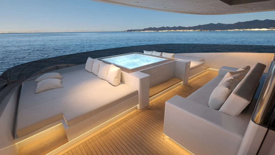 Jacuzzi on the Magnolia 41m's sundeck