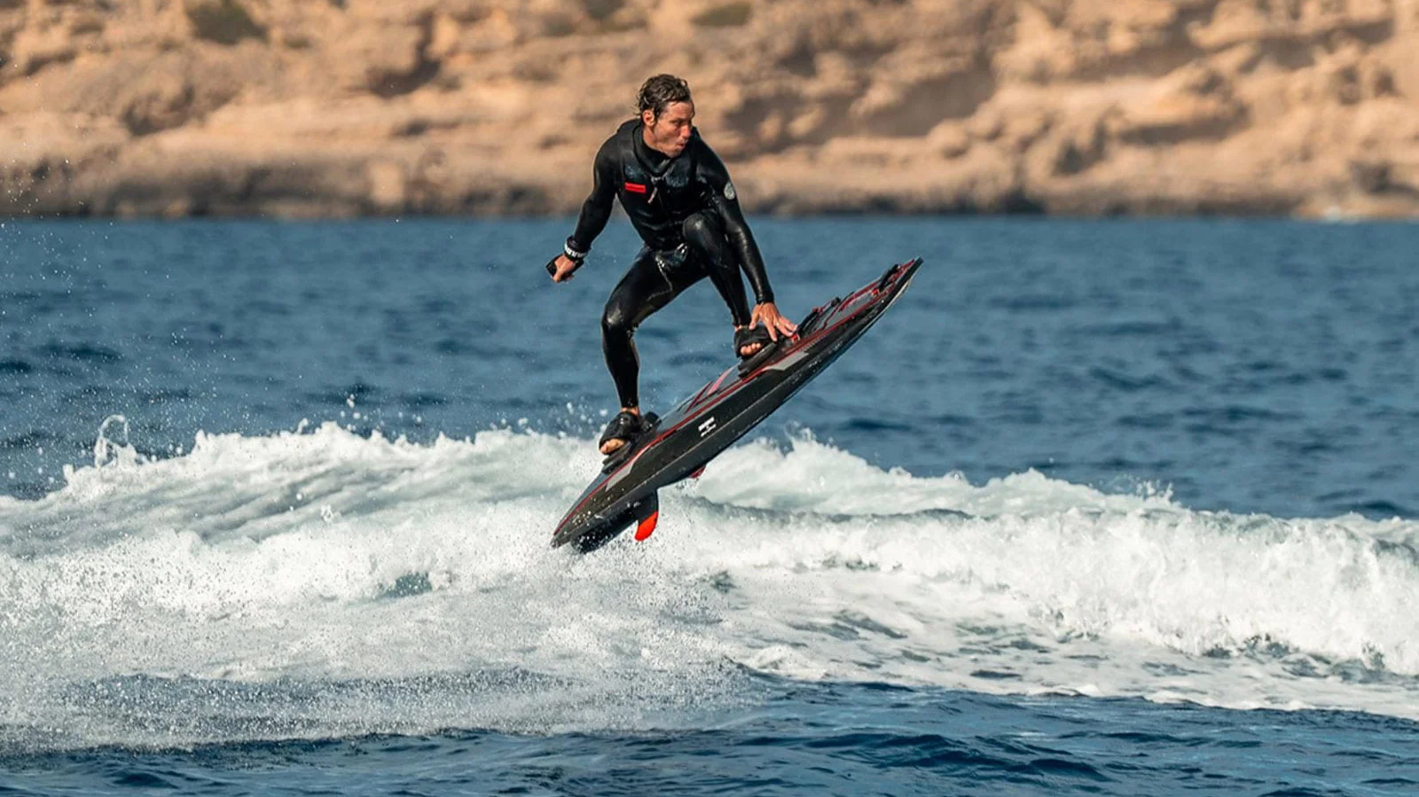 Brabus & Awake Shadow Explore Jetboard's top speed is 55 km/h