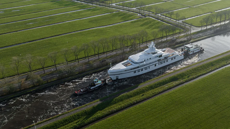 The Promise.D superyacht during her transportation through the the Dutch canals