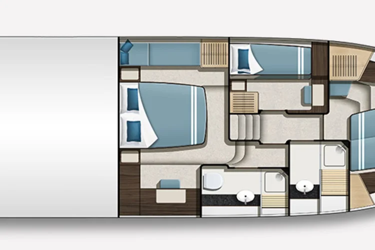 Lower deck: 3-cabin version