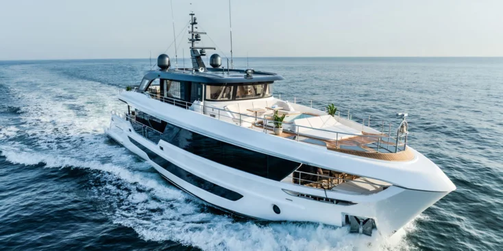 Gulf Craft Majesty 100 Terrace