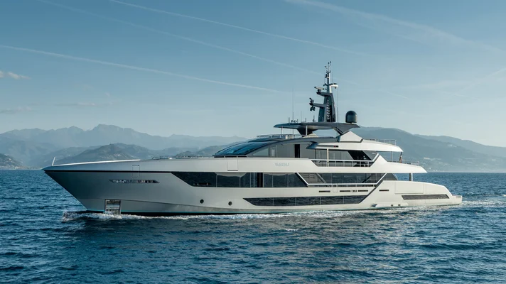 Sairu – первая  алюминиевая суперъяхта серии Riva 54Metri