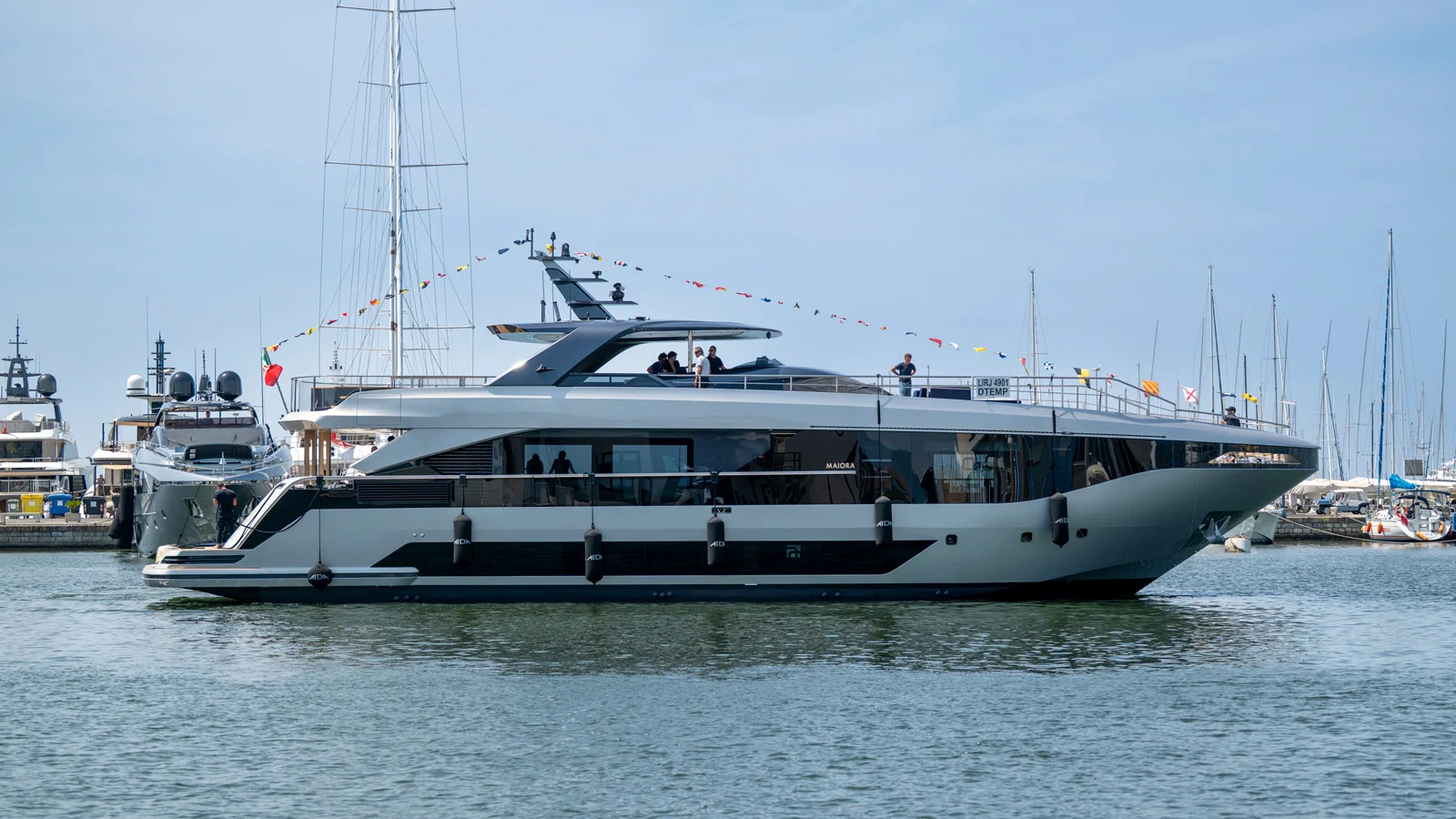Maiora M|30