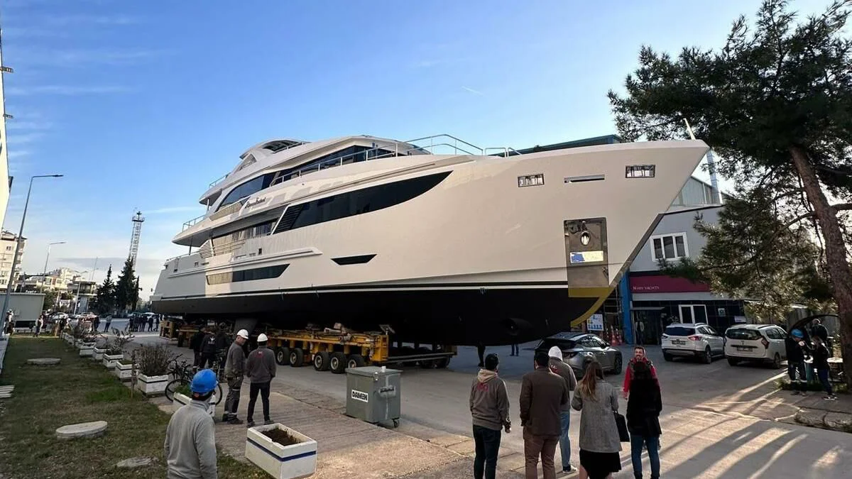 The Romeo Foxtrot features exterior design by Hargrave Custom Yachts