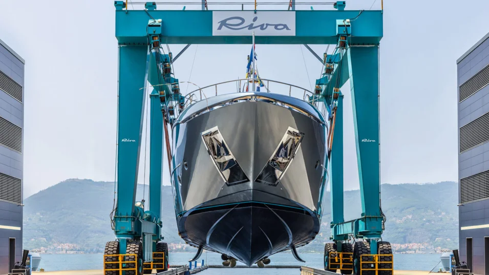Riva 112’ Dolcevita Super – эволюция популярной модели 110’ Dolcevita