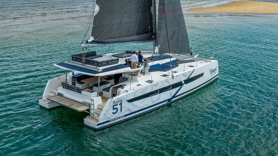 Парусный катамаран Aura 51 ODSea+ от Fountaine Pajot