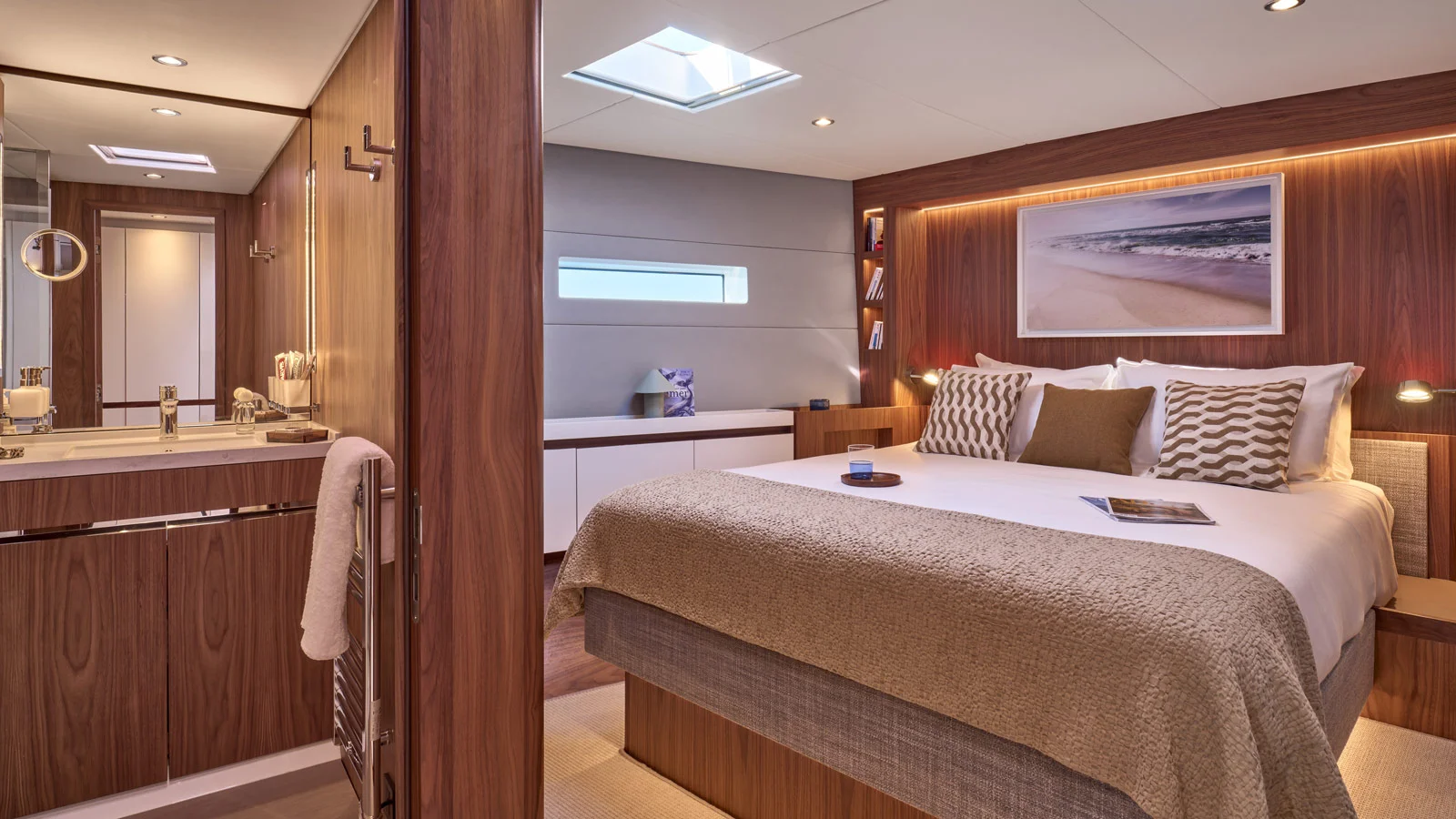CNB 62's master suite