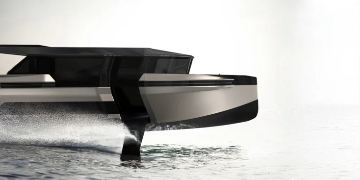Foiler Ghost станет первой в мире яхтой на подводных крыльях