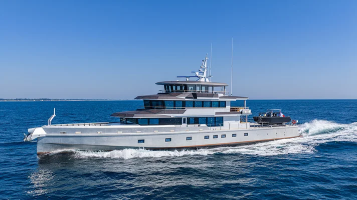 Canoa – новый 50-метровый флагман моторного флота JFA Yachts