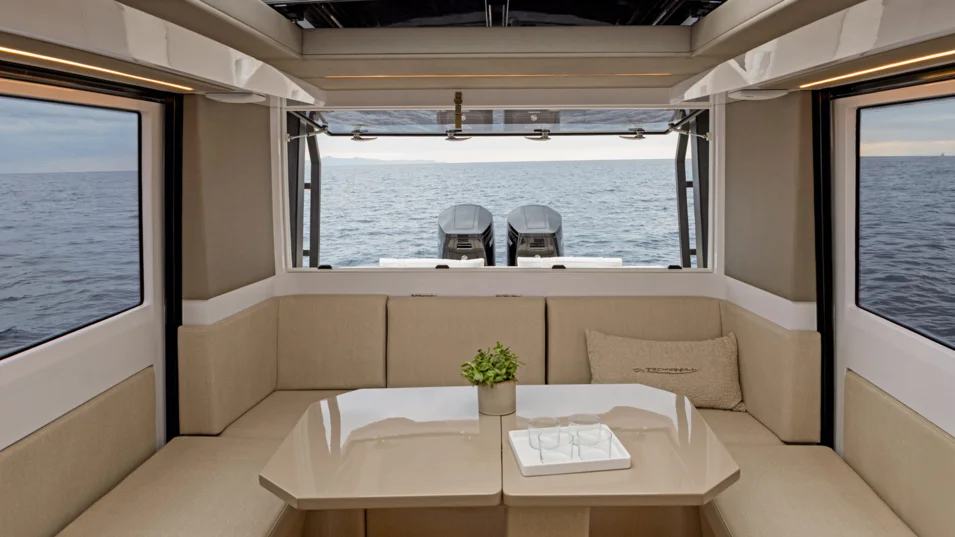 Technohull XPD 46's compact saloon