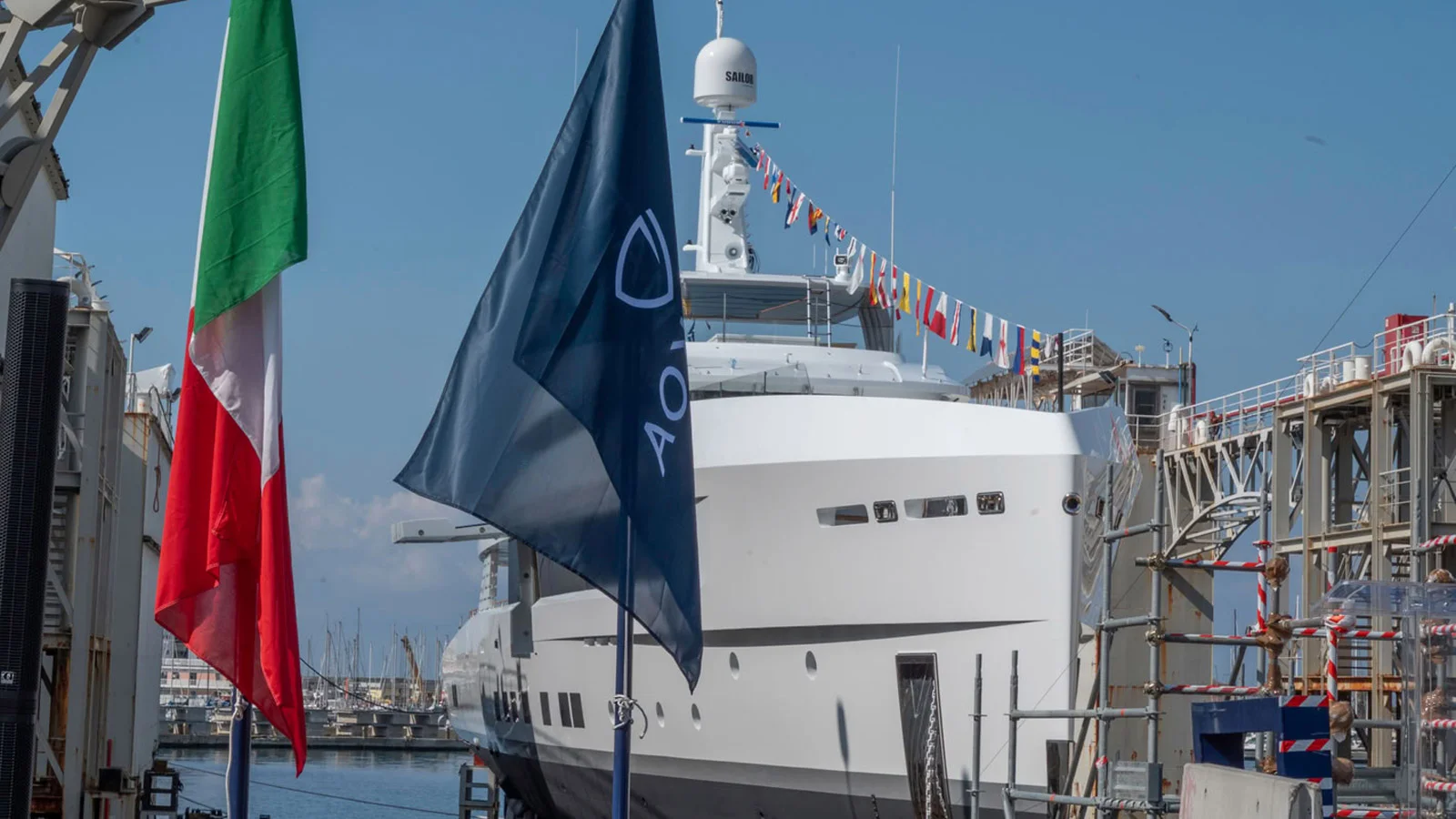 The Spirit features a hybrid diesel-electric propulsion system
